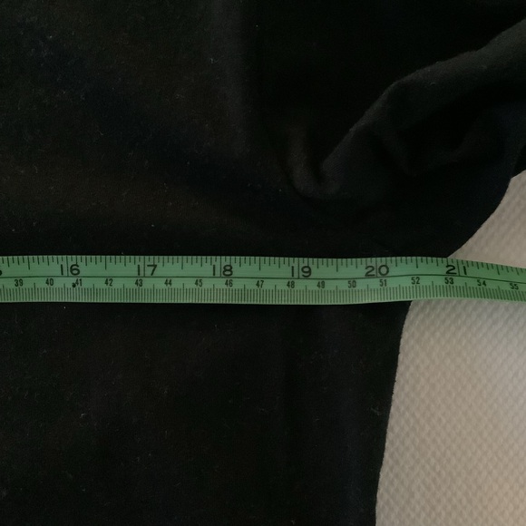 Keith Haring Heart Graphic T-Shirt | Black Pop Art Tee | Medium - Picture 6 of 8